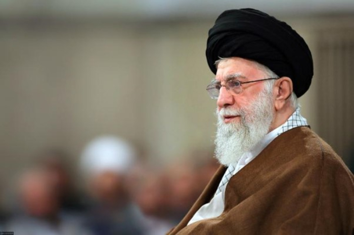 Iran Siap Serang Pangkalan AS