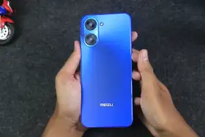 7 Rekomendasi hp 1 Jutaan Spek Dewa 2025: Layar Refresh Rate Tinggi, RAM besar, hingga Kamera Beresolusi Tinggi! 1 Meizu mblu 21
