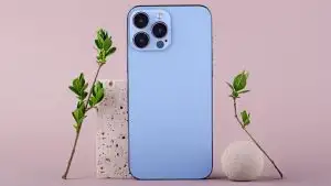 7 Deretan Rekomendasi Hp iPhone Turun Drastis 2025 yang Wajib Kamu Pertimbangkan 1 iPhone 15