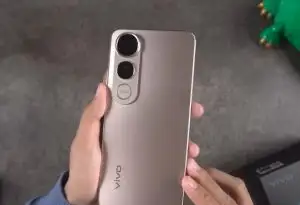 7 Deretan Rekomendasi HP RAM 12GB Storage 512GB Termurah 2025 yang Tangguh dan Future Proof 6 Vivo V50 Lite 5G