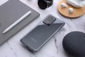 7 Daftar Rekomendasi Hp Mantan Flagship Terbaik di Bawah 4 Juta Rupiah Tahun 2025 2 Samsung Galaxy S20 Ultra